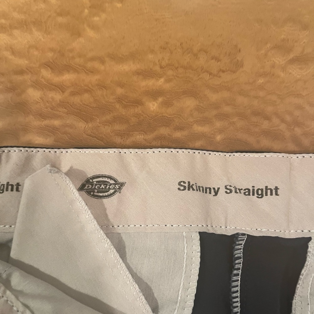 Dickies - Picture 2 of 3
